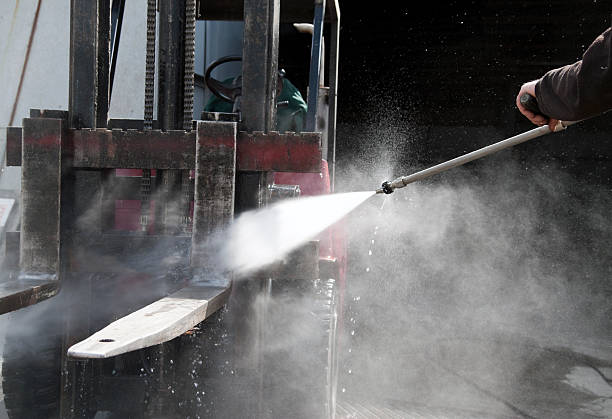 Best Roof Washing  in Discovery Bay, CA